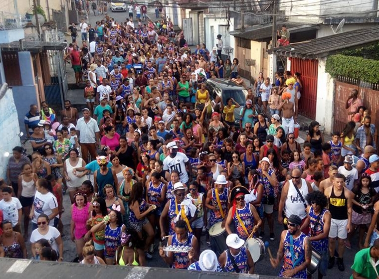 Bloco Cabeças das Cinco da Zona Sul