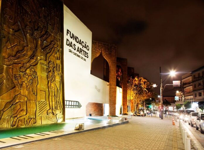 frente Fundação das Artes